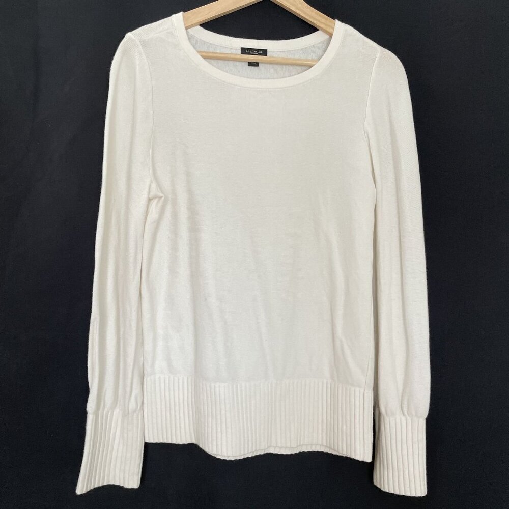 Ann Taylor Factory Womens Ivory Sweater M knit casual cotton top warm winter